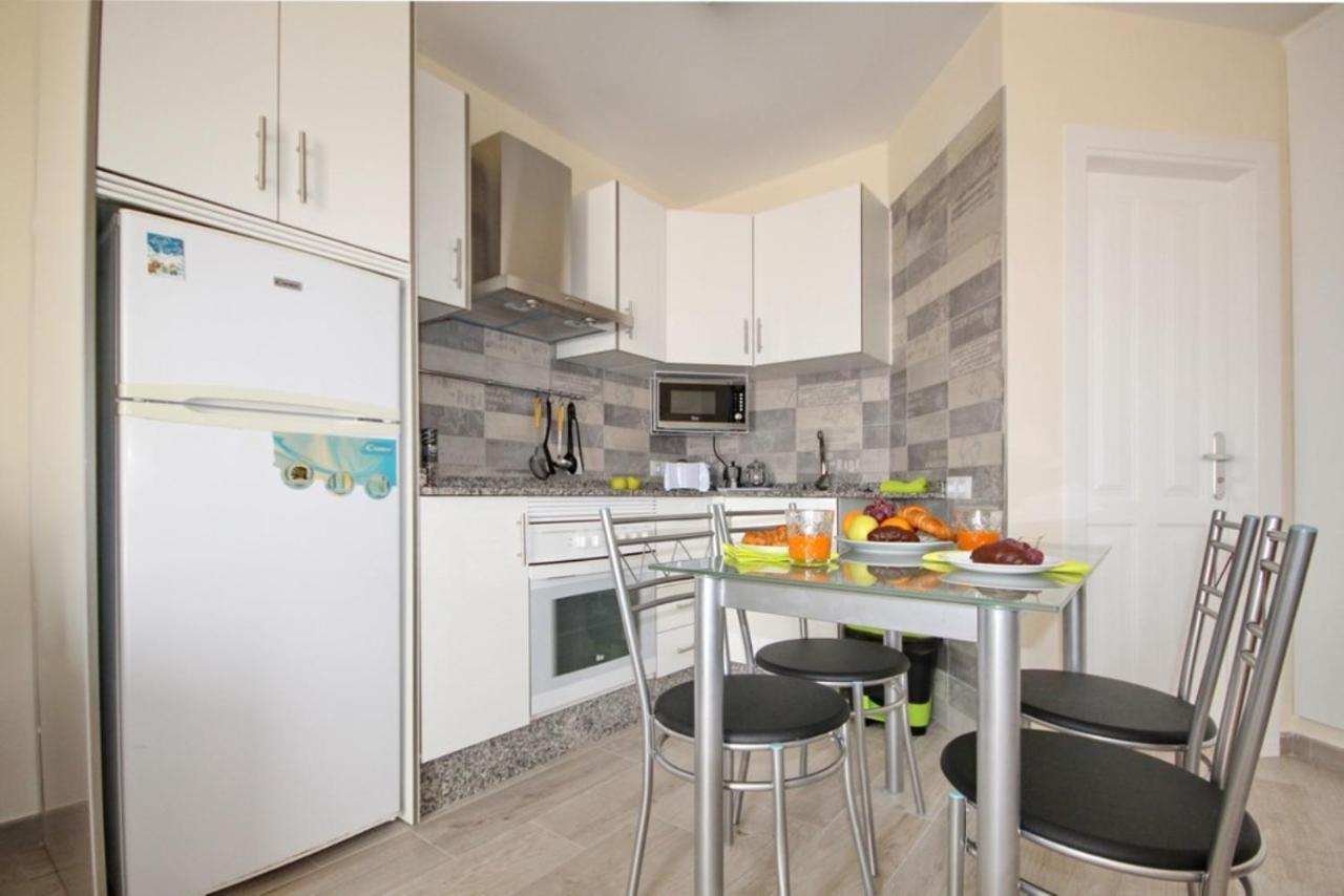 Apartment With Terrace On The Seafront In Playa Fanabe Costa Adeje  ภายนอก รูปภาพ