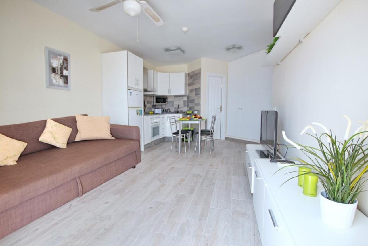 Apartment With Terrace On The Seafront In Playa Fanabe Costa Adeje  ภายนอก รูปภาพ